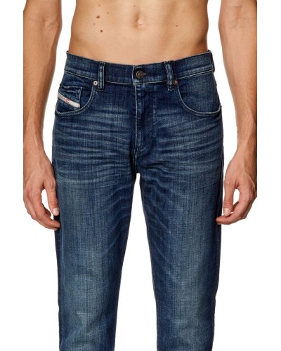 Jeans 5 pockets DIESEL 2019 D-STRUKT L.34 Man