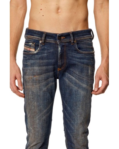 Jeans 5 pockets DIESEL 1979 SLEENKER L.32 Man