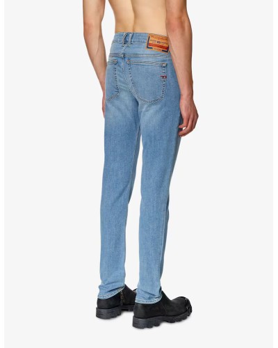 Jeans 5 pockets DIESEL 1979 SLEENKER L.30 Man
